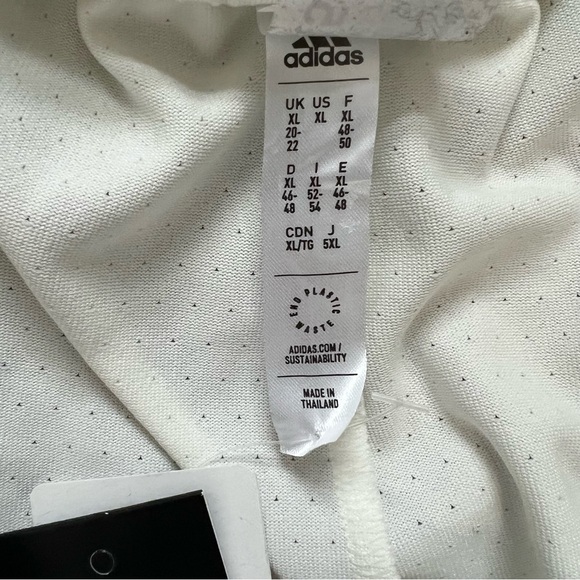 NWT Adidas Women’s Select Basketball Shorts Off White/Cream Size XL - Picture 5 of 9